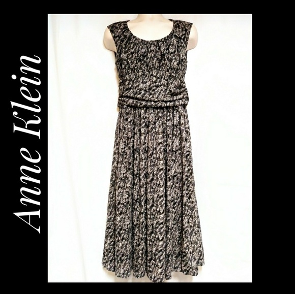 Anne Klein Dresses & Skirts - Anne Klein Mesh Dress Brown Taupe Leaves Size 8 Anne Klein Dresses & Skirts - Anne Klein Mesh Dress Brown Taupe Leaves Size 8